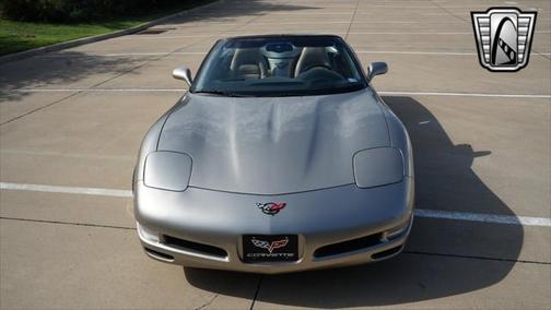 2001 Chevrolet Corvette Base