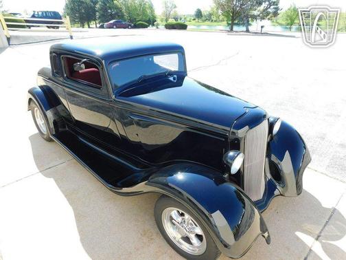 1933 Plymouth Coupe 