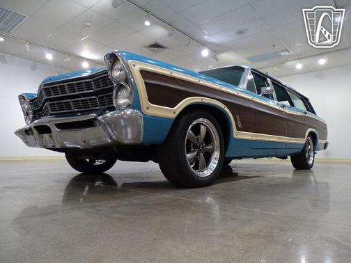 1967 Ford Country Squire 