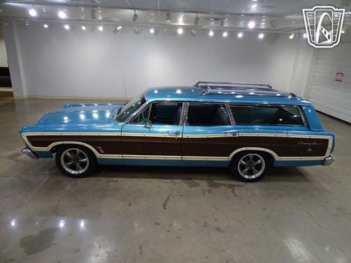 1967 Ford Country Squire 