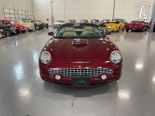 2004 Ford Thunderbird Base