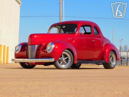 1940 Ford Deluxe Base