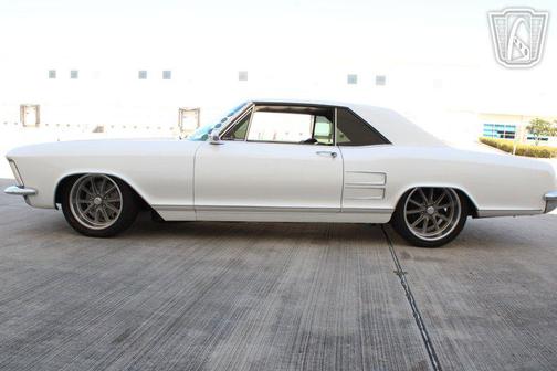1964 Buick Riviera 