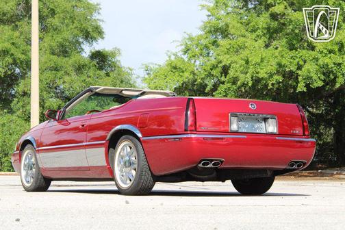 Crimson Pearl 2000 Cadillac Eldorado ESC