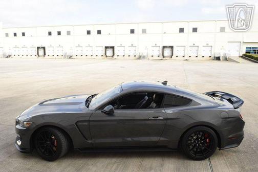 2020 Ford Shelby GT350 Base