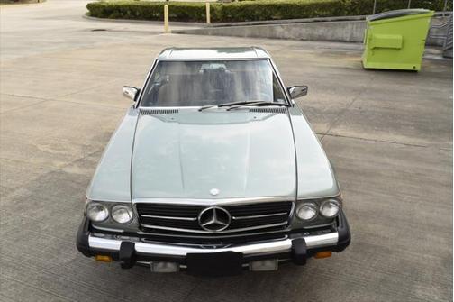 1988 Mercedes-Benz 560SL