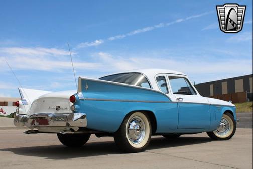 1957 Studebaker Silver Hawk