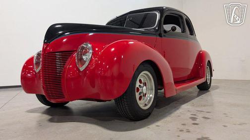 Red/Black 1939 Ford Custom Base