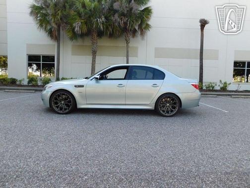 2006 BMW M5 Base