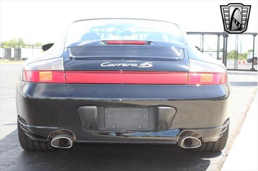 2002 Porsche 911 Carrera 4S
