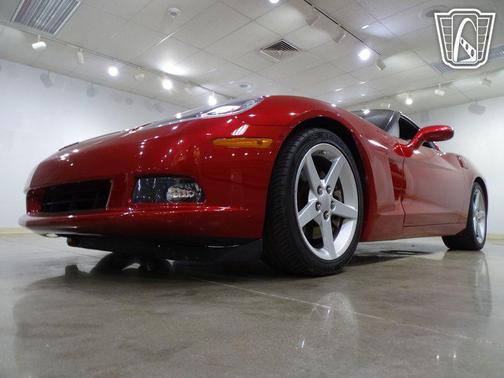 2005 Chevrolet Corvette Base