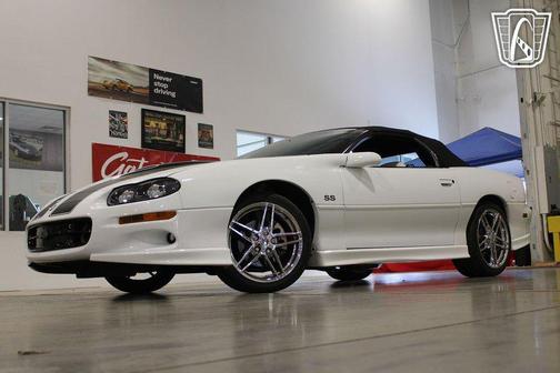 Arctic White 2001 Chevrolet Camaro Z28