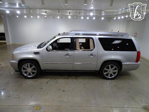 2011 Cadillac Escalade ESV Premium