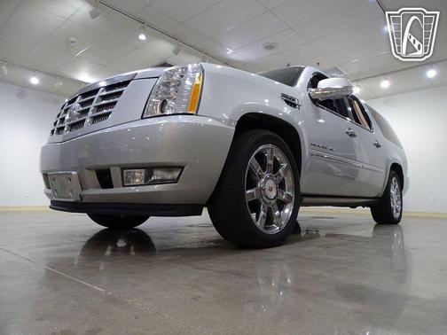 2011 Cadillac Escalade ESV Premium