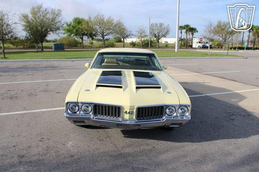 1970 Oldsmobile Cutlass 