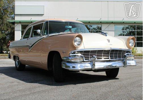 1956 Ford Custom Base