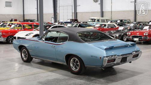 1968 Pontiac GTO 