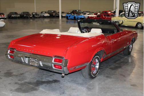 1971 Oldsmobile Cutlass Supreme Base