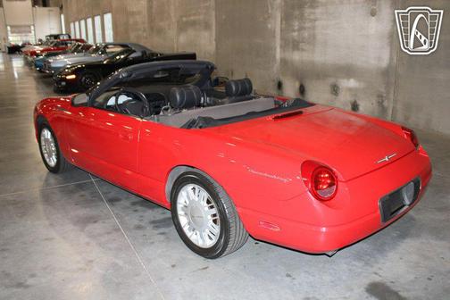 2002 Ford Thunderbird Base