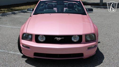 Pink 2006 Ford Mustang Base