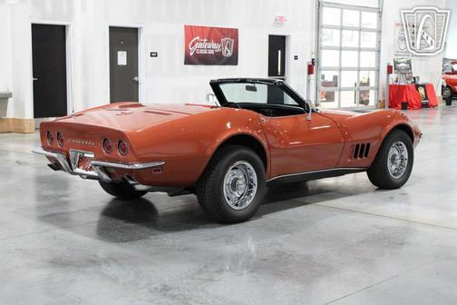 1968 Chevrolet Corvette Base
