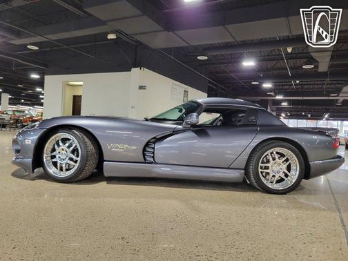 2000 Dodge Viper RT/10