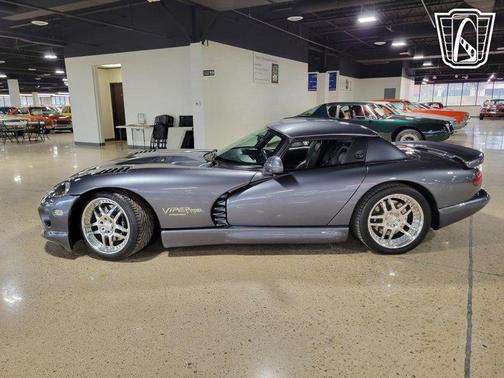 2000 Dodge Viper RT/10