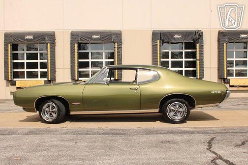 1968 Pontiac GTO 