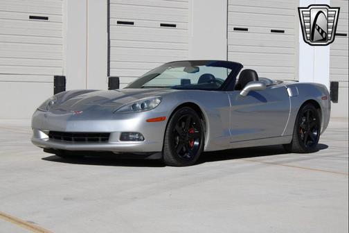 2005 Chevrolet Corvette Base