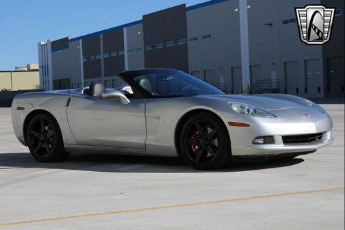 2005 Chevrolet Corvette Base