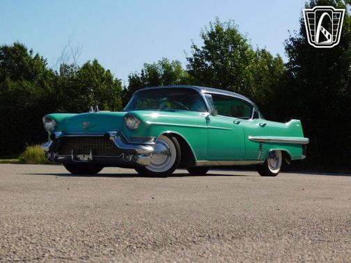 1957 Cadillac DeVille Base