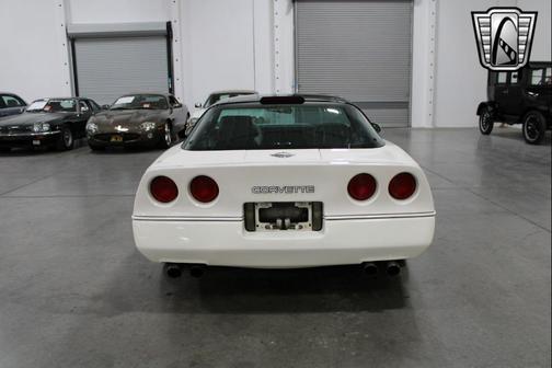 1988 Chevrolet Corvette Base