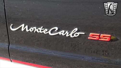Photo 4 of 99 of 2002 Chevrolet Monte Carlo SS