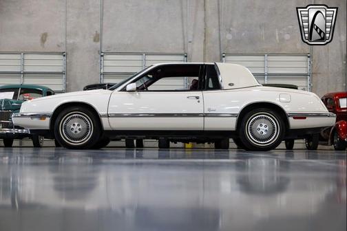 1991 Buick Riviera 