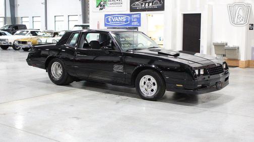 BLK 1985 Chevrolet Monte Carlo