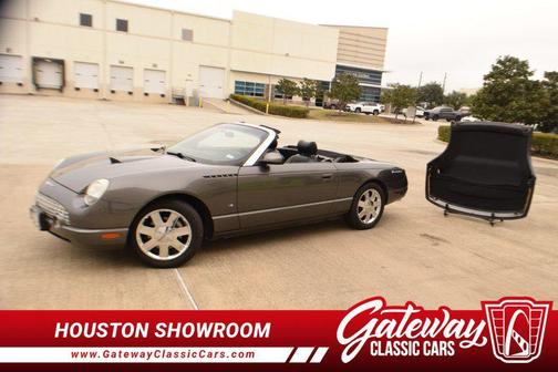 2003 Ford Thunderbird 