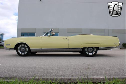 1967 Oldsmobile 98 Base