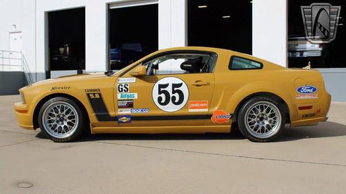 2005 Ford Mustang Base