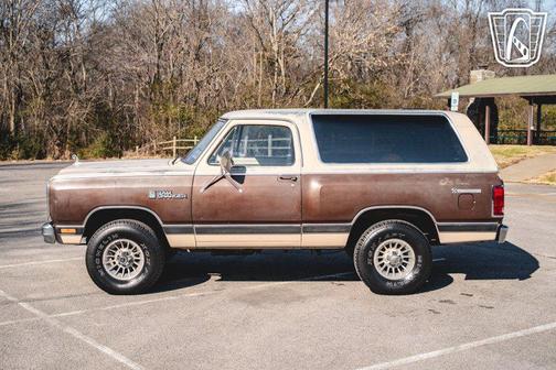 1983 Dodge Charger Base