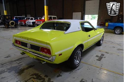 1972 Ford Mustang Base