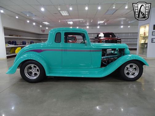 1933 Plymouth Coupe