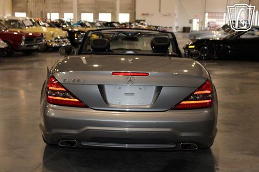 2011 Mercedes-Benz SL-Class 