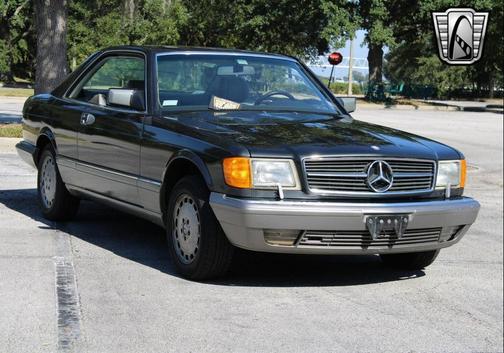 1988 Mercedes-Benz S-Class 560SEC