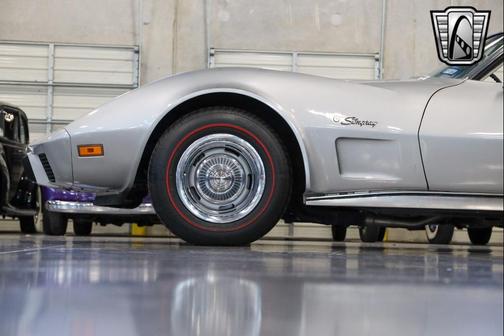 1975 Chevrolet Corvette Base