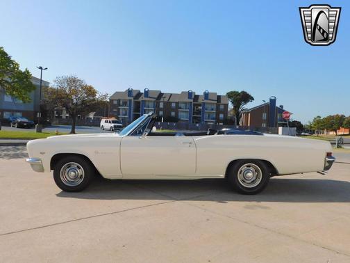 1966 Chevrolet Impala Base