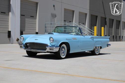 1957 Ford Thunderbird Base