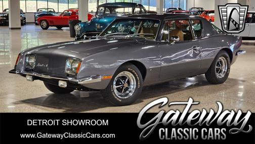 1977 Avanti Motors Avanti II Base