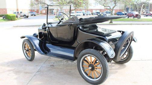 Black 1924 Ford Model T