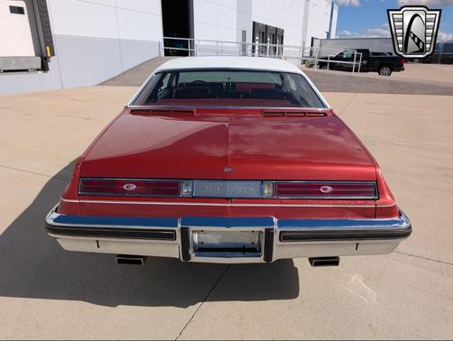 1976 Buick Riviera 
