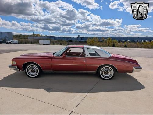 1976 Buick Riviera 